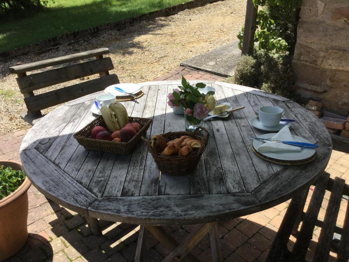 Bed and Breakfast 15 Rue Francois Bretagnolle Le Lonzac Esterno foto